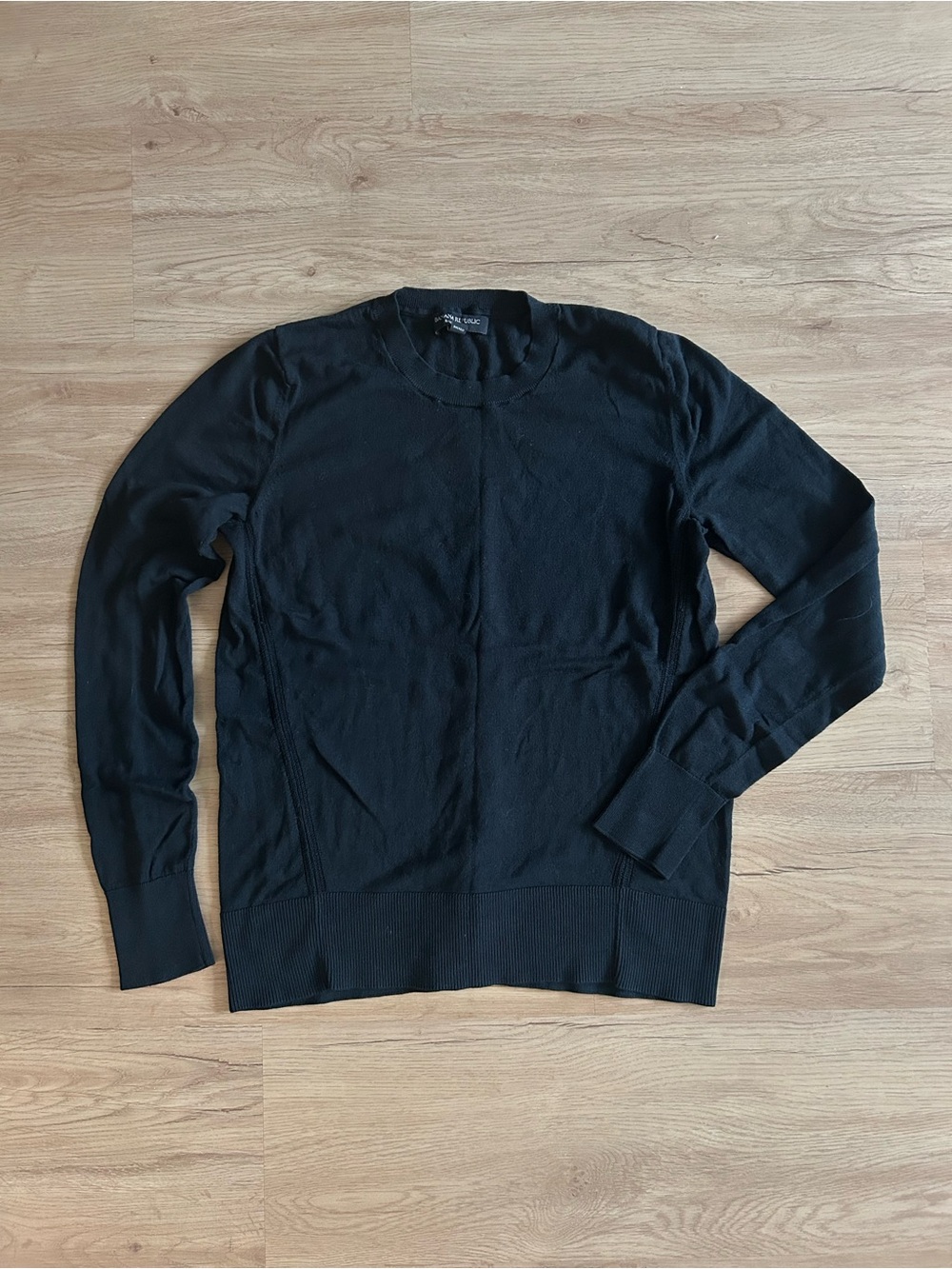 Banana Republic women’s black silk-cotton crewneck sweater